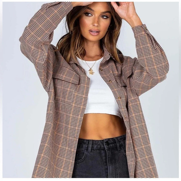 Princess Polly Tops - Princess Polly Willa Oversized Button Down Shirt Beige Plaid checkered Size 2.